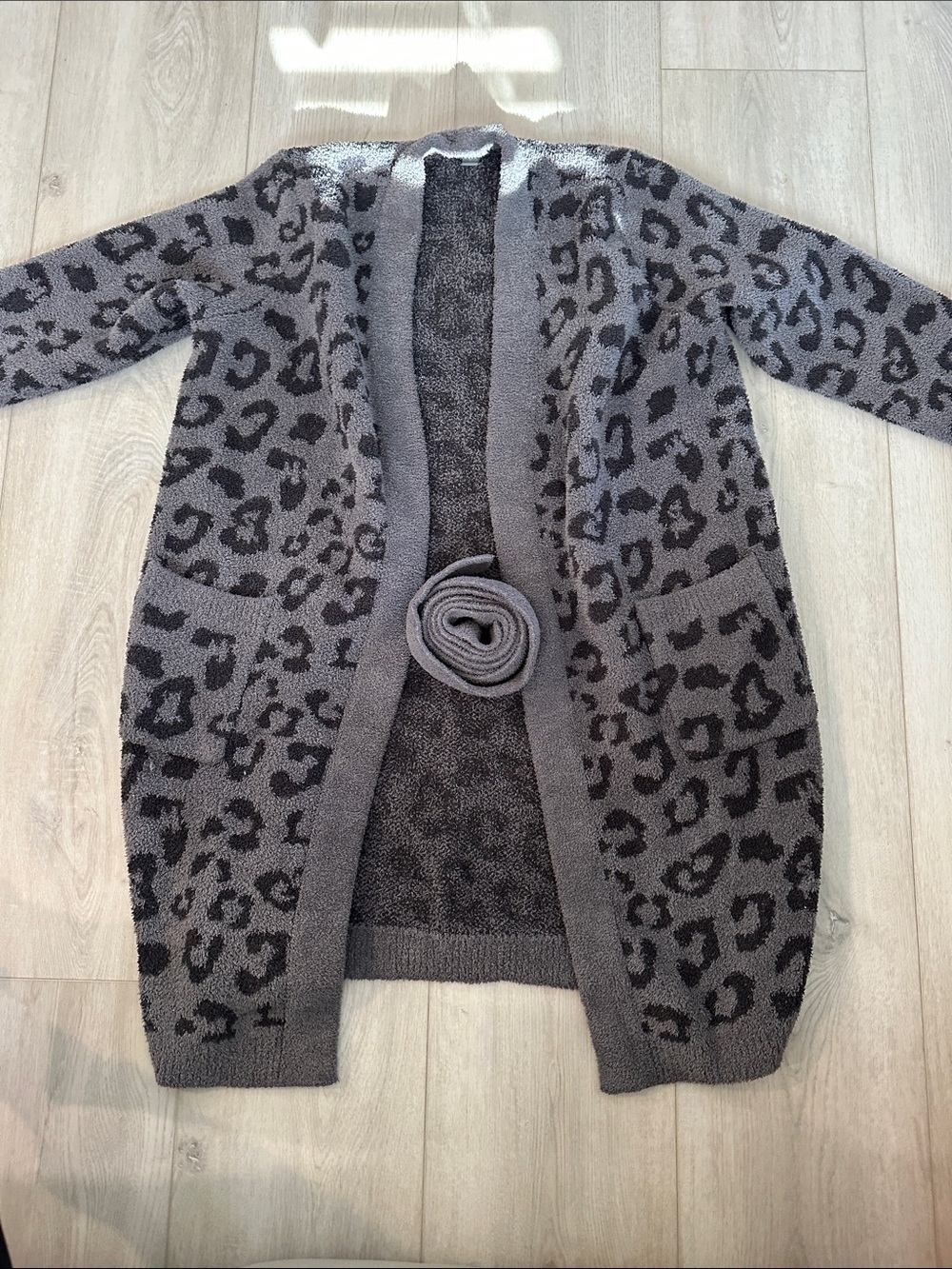 Barefoot Dreams CozyChic Leopard Print Cardigan with Matching Belt – Size M